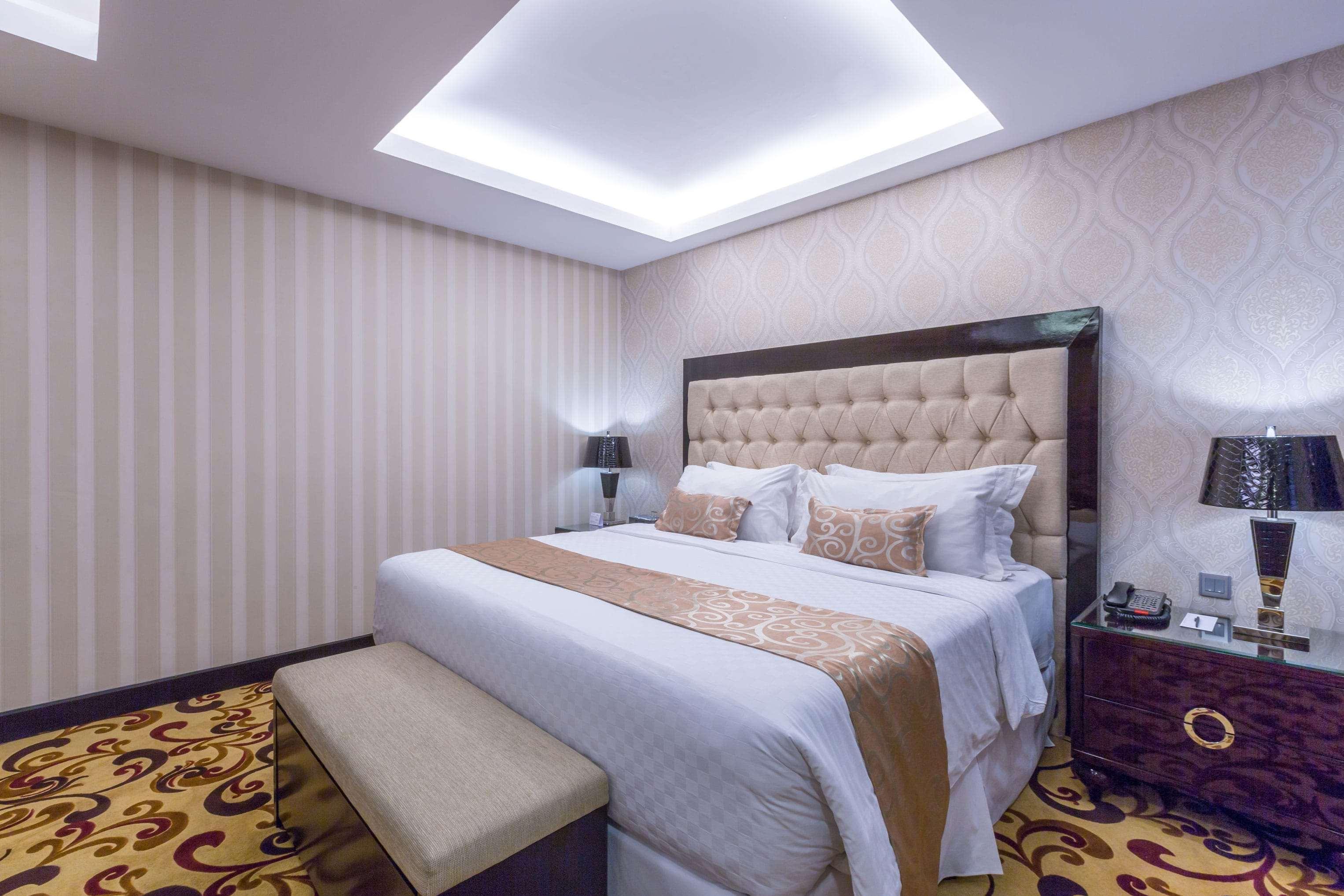 Wyndham Surabaya Hotel Buitenkant foto