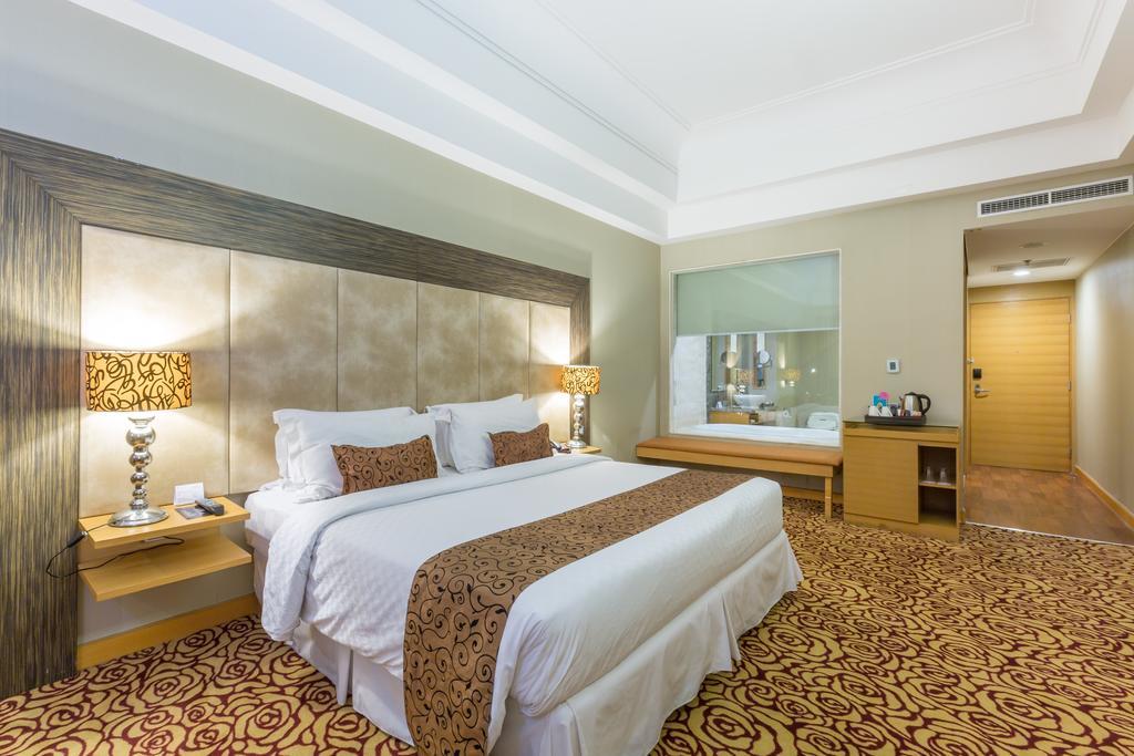 Wyndham Surabaya Hotel Buitenkant foto